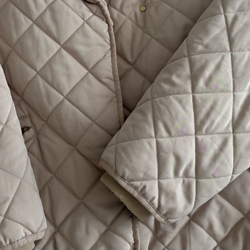 Cuyana Wrap Puffer Jacket, Sand L/XL - Picture 3 of 3